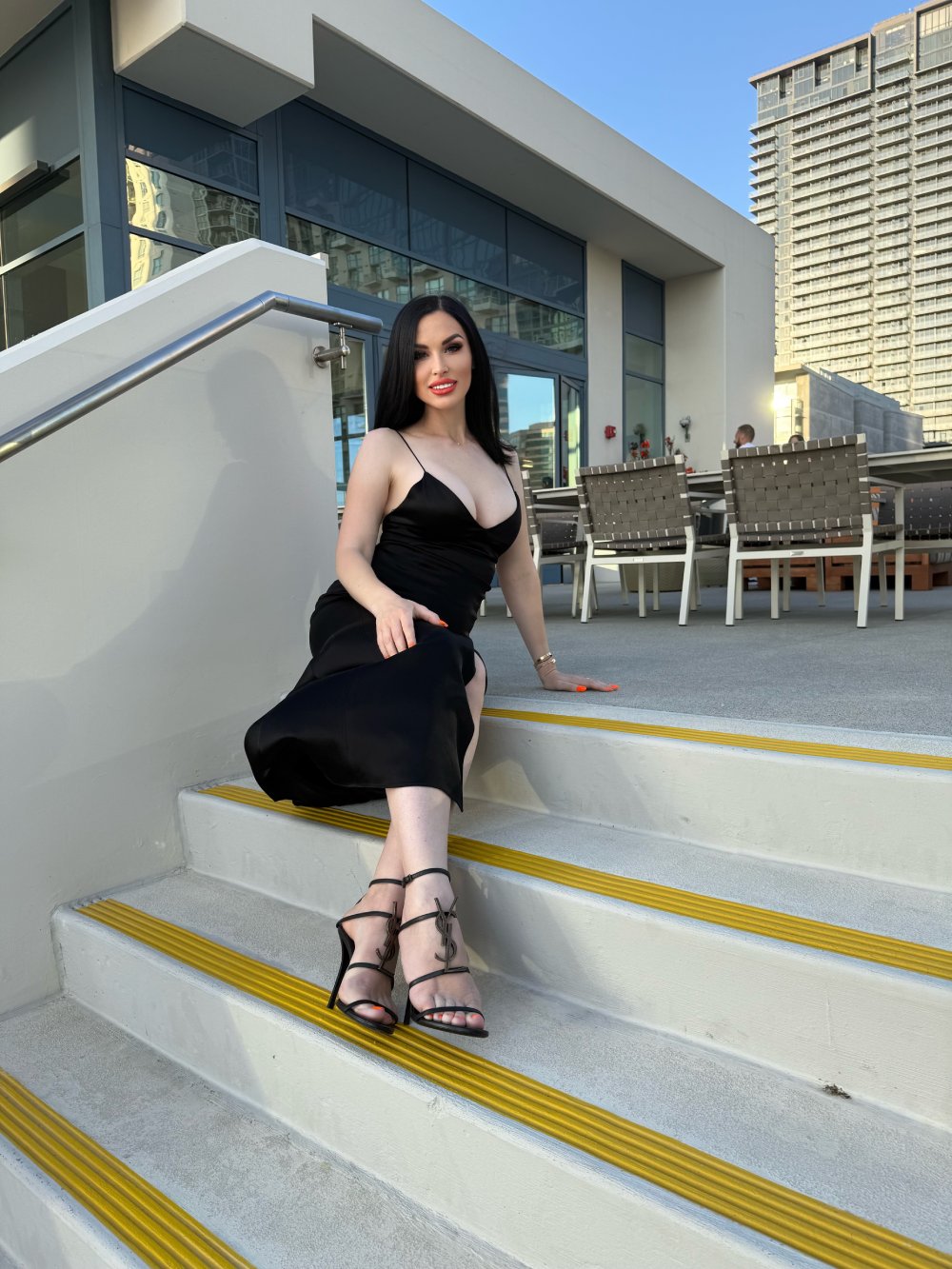Julia Beauty
