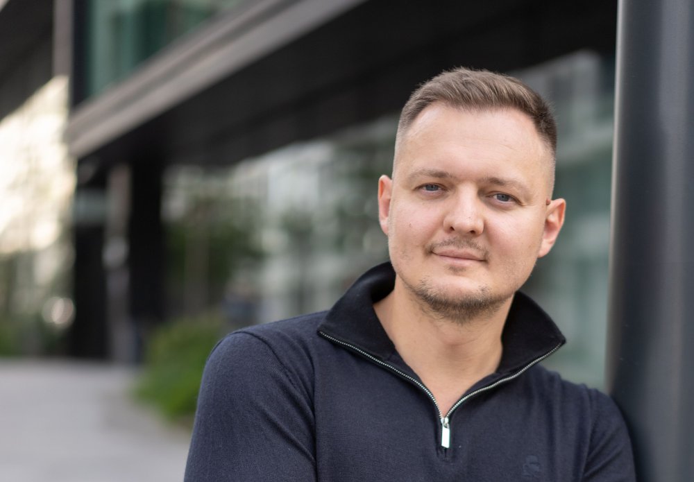 Максим Лавриненко